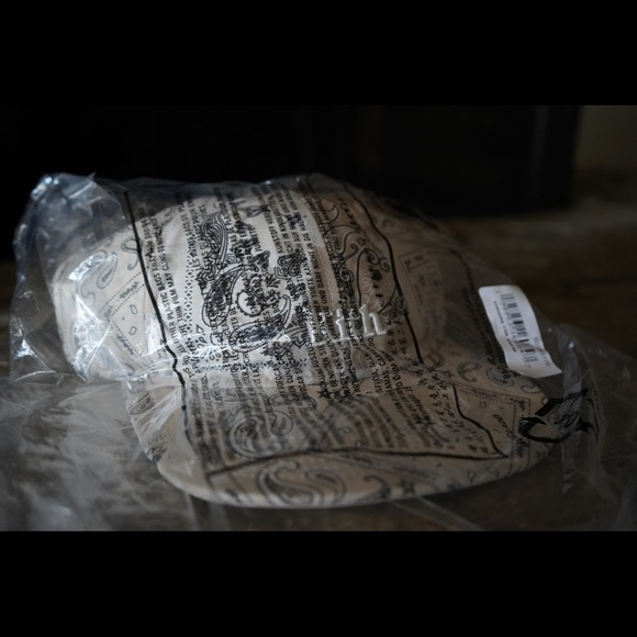 Kith for New Era Deconstructed Bandana 9twenty Serif Cap - Picture 3 of 4